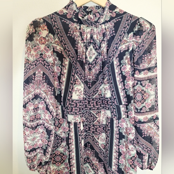 Julia Jordan Maxi Floral Dress - Picture 2 of 15